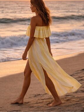 O'Neill Yellow and White Striped Off-Shoulder Dress